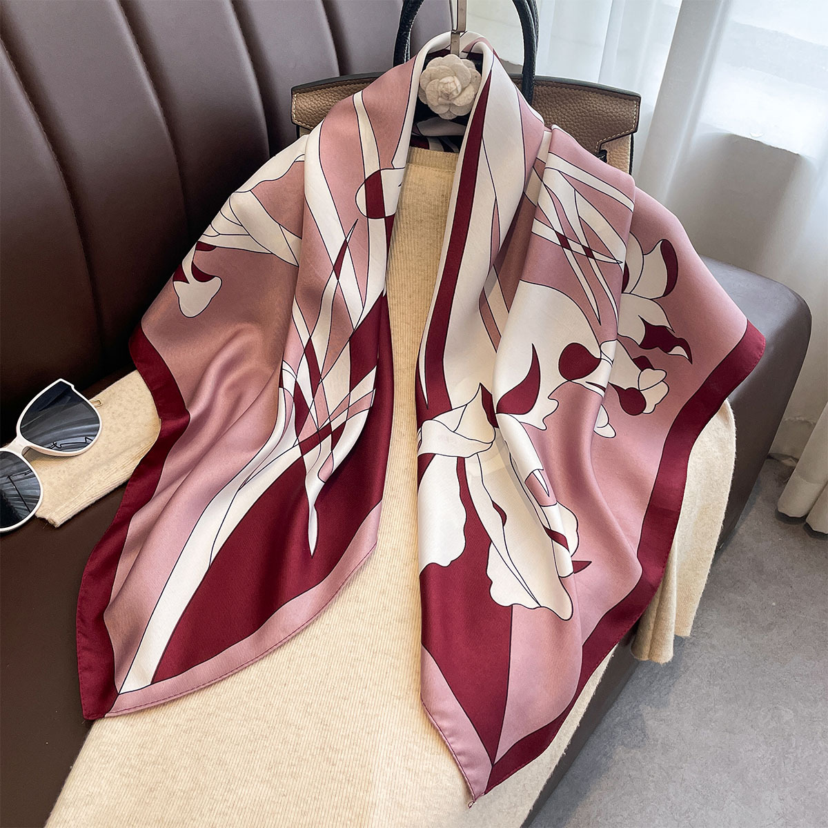 Luxury 90*90Cm Square Scarf Tw - огляд і ціна Silk Scarf Square