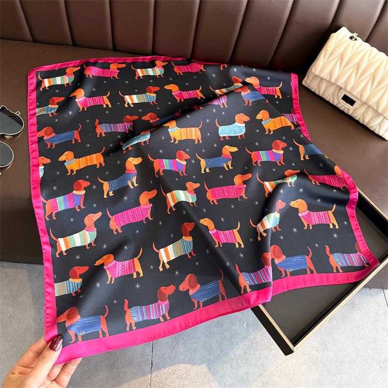 Fashion Wiener Dog Print Banda - огляд і ціна Silk Scarf Square